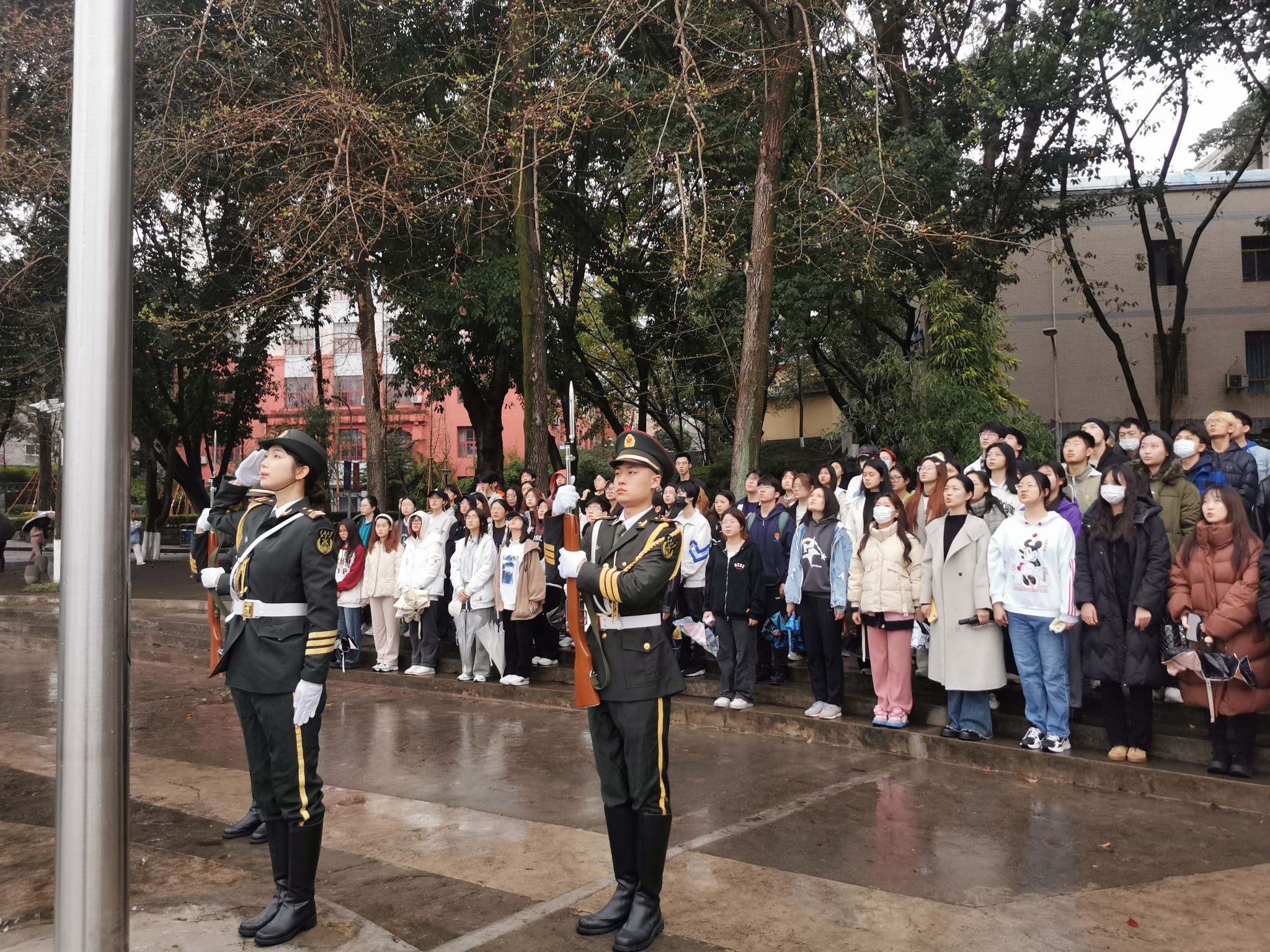 20232024学年第二学期第四周升国旗仪式