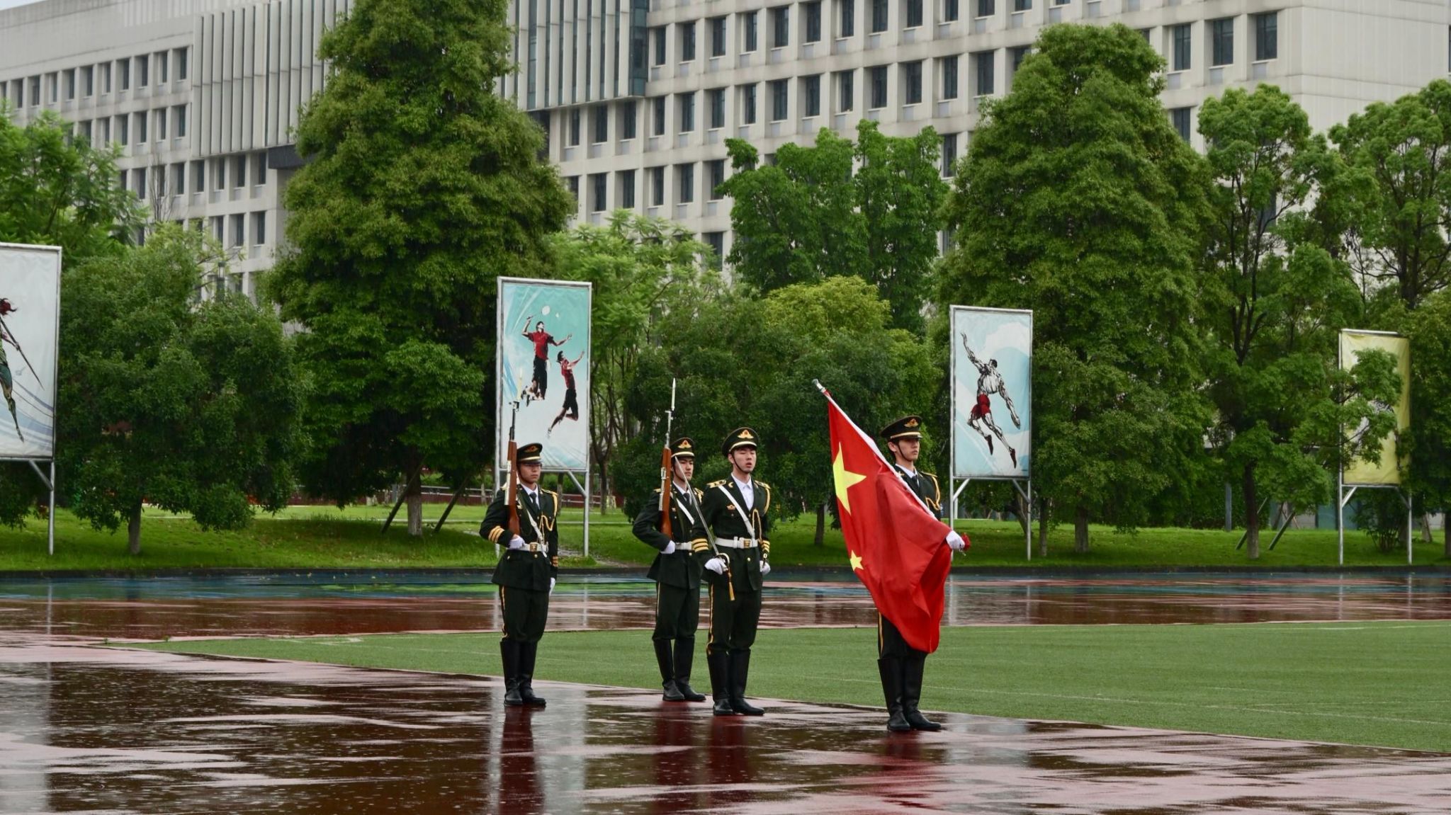 2025—2026学年第二学期第十五周升国旗仪式