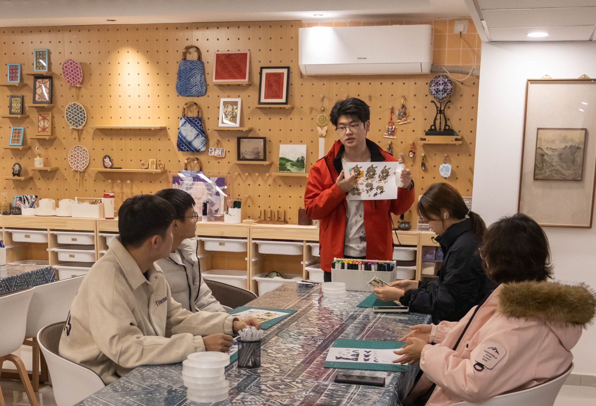 “一站式”学生社区｜美学之道顺利开展纸艺手工教学活动